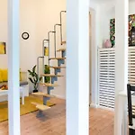 Spacious Loft Style Studio In Berlin Wilmersdorf